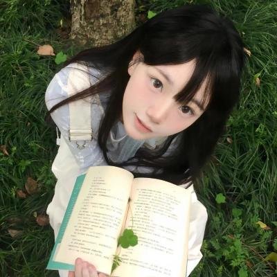 安妮莱伯维兹的浮华世界 封面