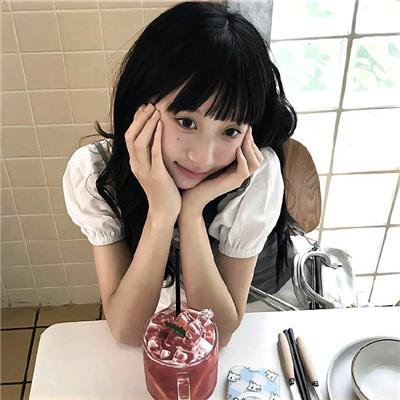 阿丽玛 封面